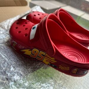 ❤️ SOLD ❤️ Brand new lightning McQueen X Crocs. M4/W6